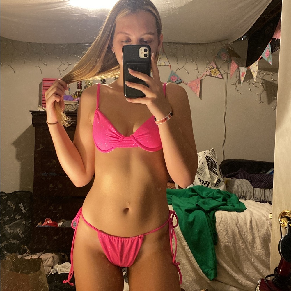 PINK SPARKLE FRANKIES BIKINI X NAOMI